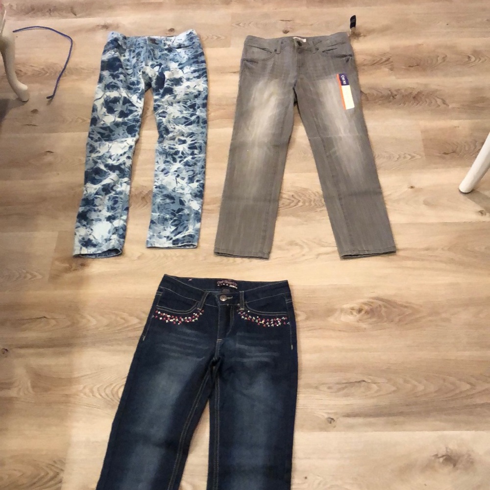 3 pairs of jeans